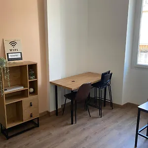 Central - Moderne - Design - Confort Appartement