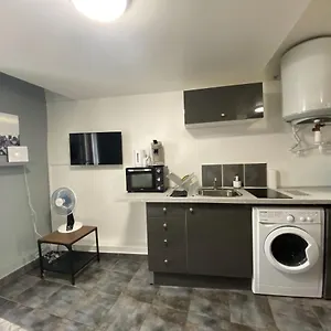 Place D'armes Studio 5' Train/ Port/ Stade/ 10' Plage Wifi Appartement