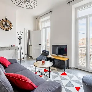 Toulon: Superbe Avec 2 Appartement